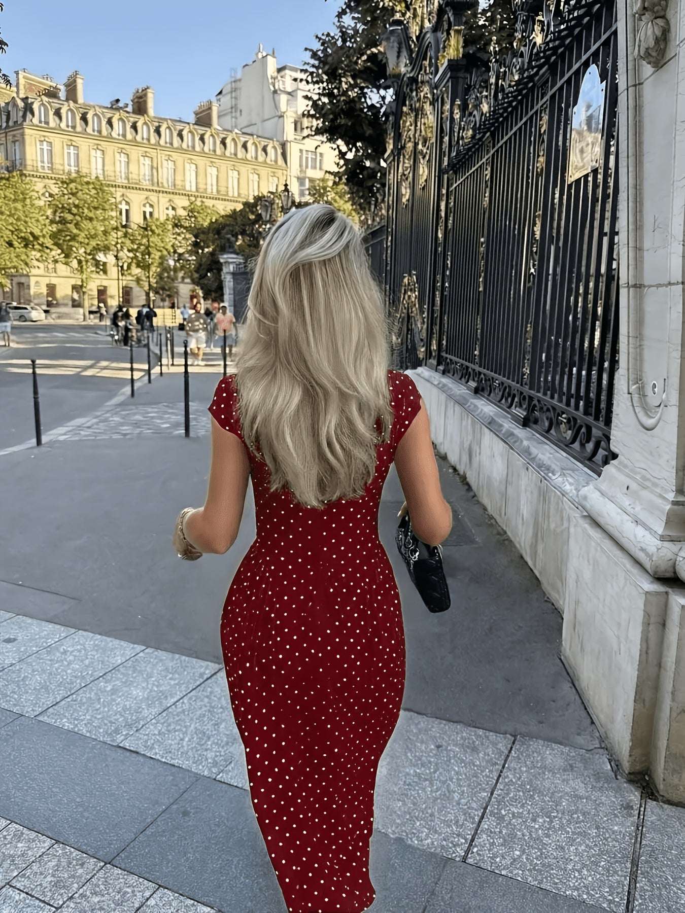 Women's Elegant Polka Dot Maxi Dress with Waist Cinch