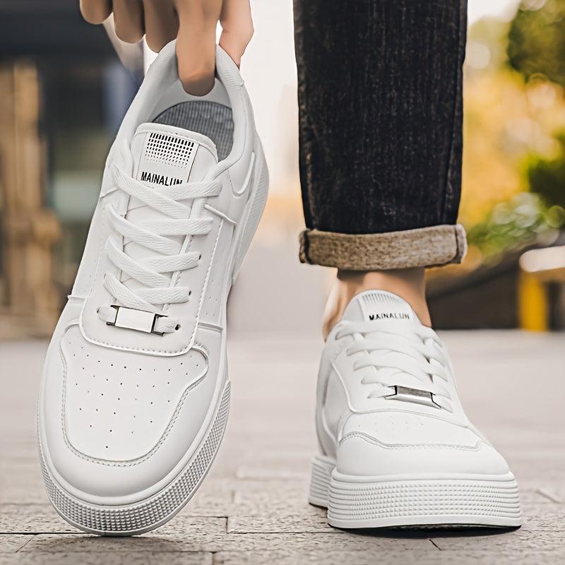 A Pair of Breathable Skate Shoes - Stylish White Low-Top Casual Sneakers with a Durable PU Upper And PVC Sole, Featuring Comfortable Laces, Suitable for All Seasons - ayq