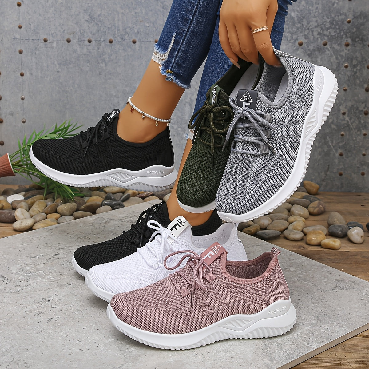 Women's Breathable Mesh Running Shoes Lightweight Wide Fit