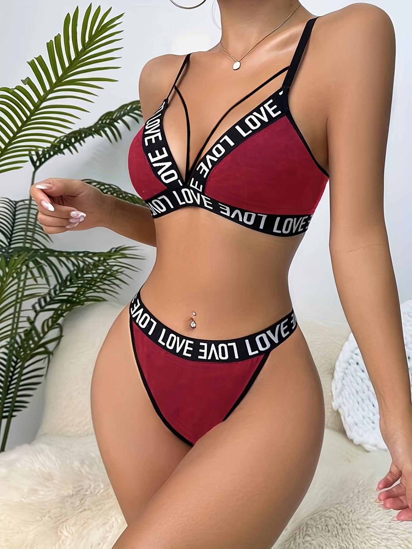 Letter Tape Cut Out Bra &amp; Panty, Strappy Bra &amp; Panties ներքնազգեստի հավաքածու, Կանացի ներքնազգեստ և ներքնազգեստ