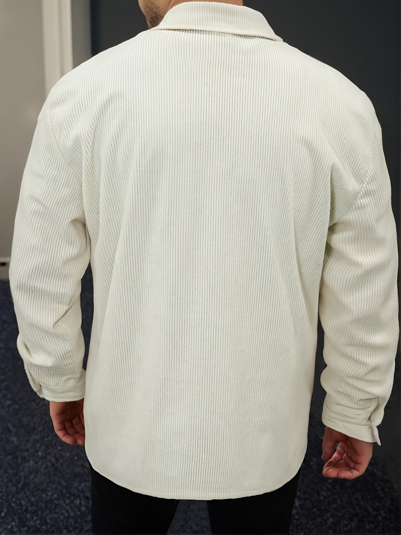 Men'S Long-Sleeve Business Casual Shirt in Lightweight Fabric for Spring And Summer, Featuring a Wrinkle-Resistant And Easy-Care Design.