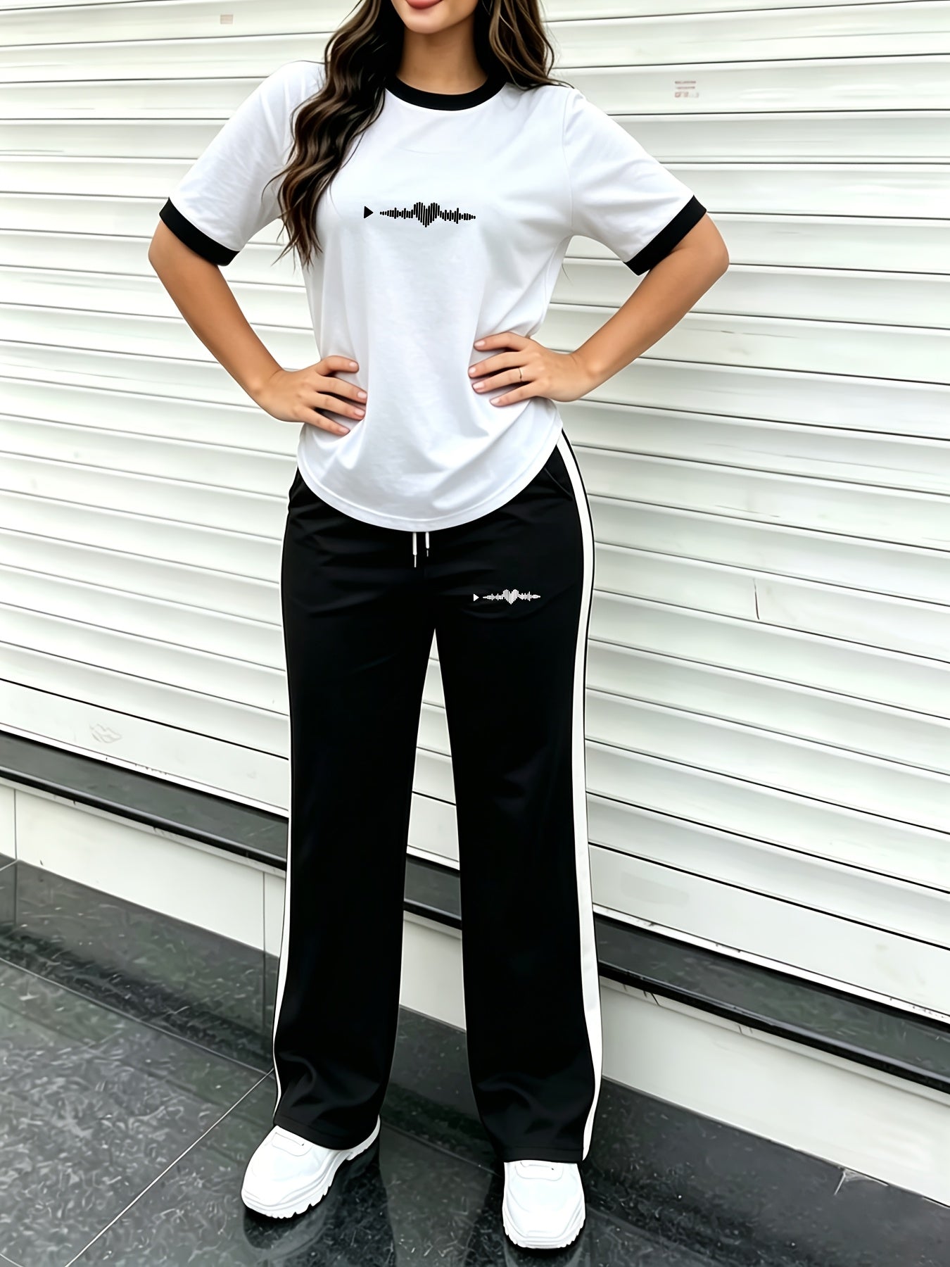 Women's Casual 2-Piece Set with ECG Print - Loose Fit Jogger Outfit