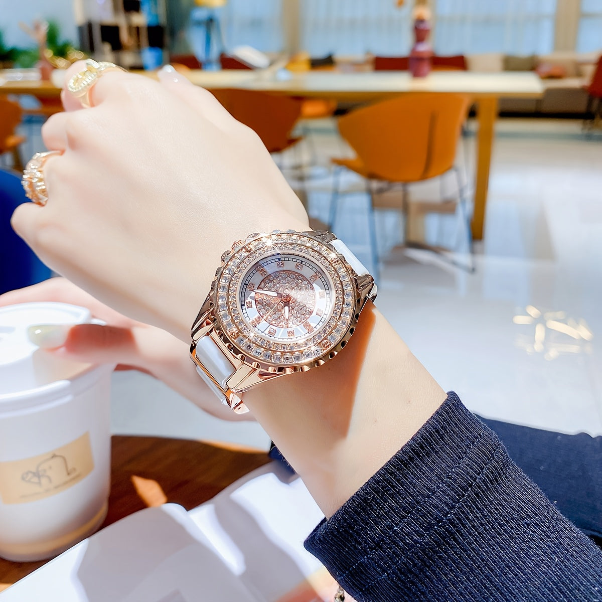 Elegant Women's Quartz Watch with Stainless Steel Band