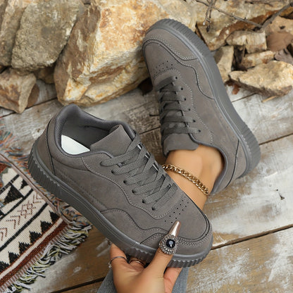 2024 New Model Lace-Up Thick-Soled, Lightweight Versatile Casual Fashion Sports Shoes