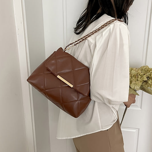 Women's Quilted Crossbody Bag - Adjustable Chain Strap, Zipper Closure, Spacious Casual Fashion Shoulder Bag, Durable Material, Urban Style, Ladies Handbag. Perfect for Daily Outings, Travel, Commuting, Dates, Shopping, and P