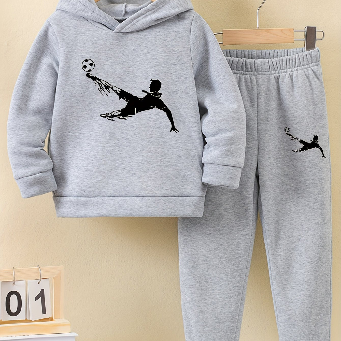 Autumn and Winter Fashion New 'asual Sporty Style Football Print Fleece-Lined Hoodie and Sweatpants Set, Suitable for Outdoor Activities, Casual Wear, Sports Apparel, Trendy Sportswear, Sporty Design, Warm Fabric, Soft Textur