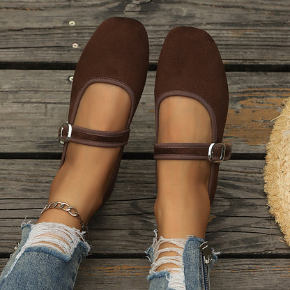 Women’s Retro Velvet Mary Jane Flats with Buckle Closure
