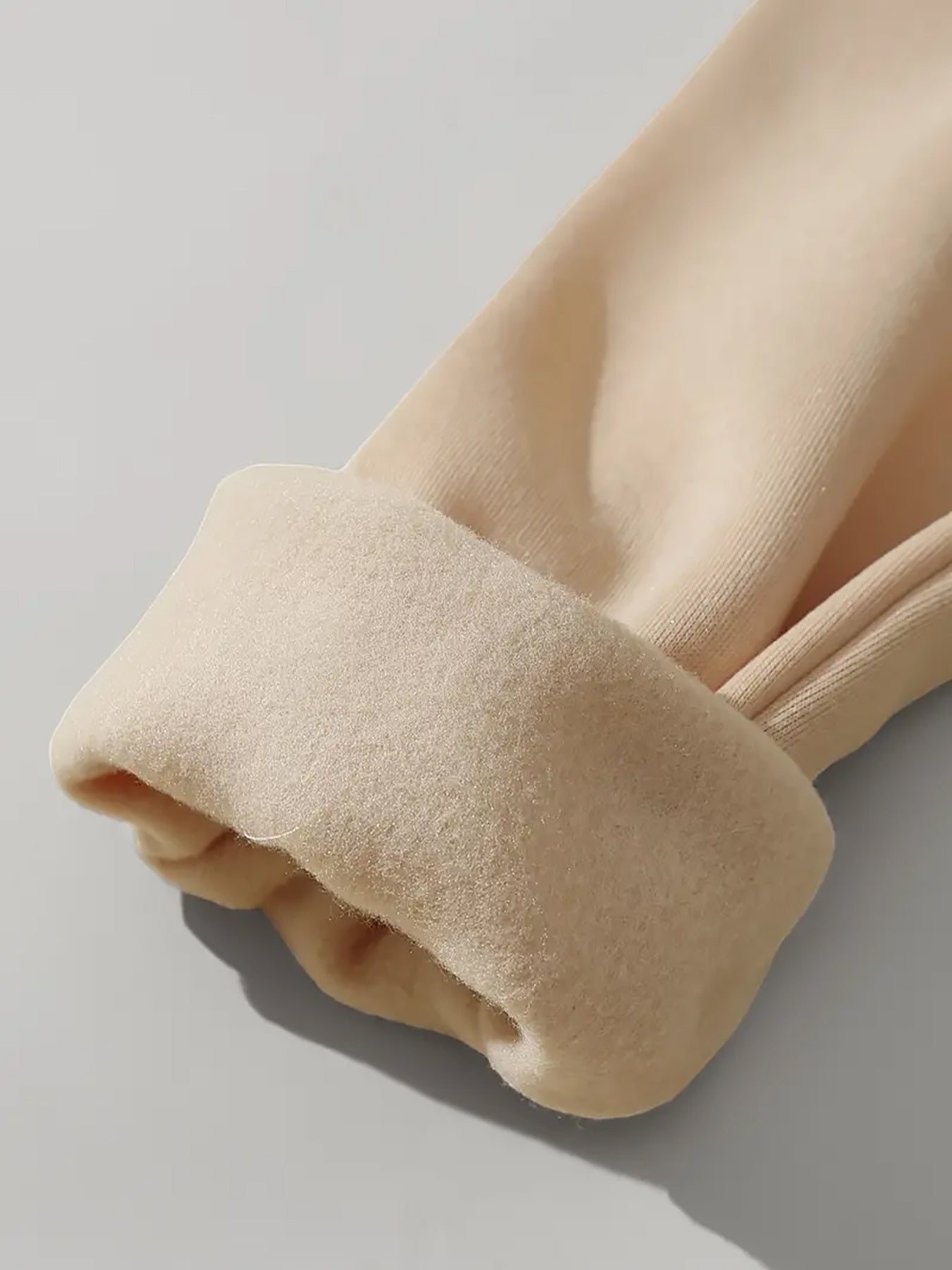 Women's Fleece-Lined Round Neck Pullover Sweatshirt - "JESUS" Christmas Print, Comfortable Loose Fit for All Seasons, Festive Holiday Design Casual Top