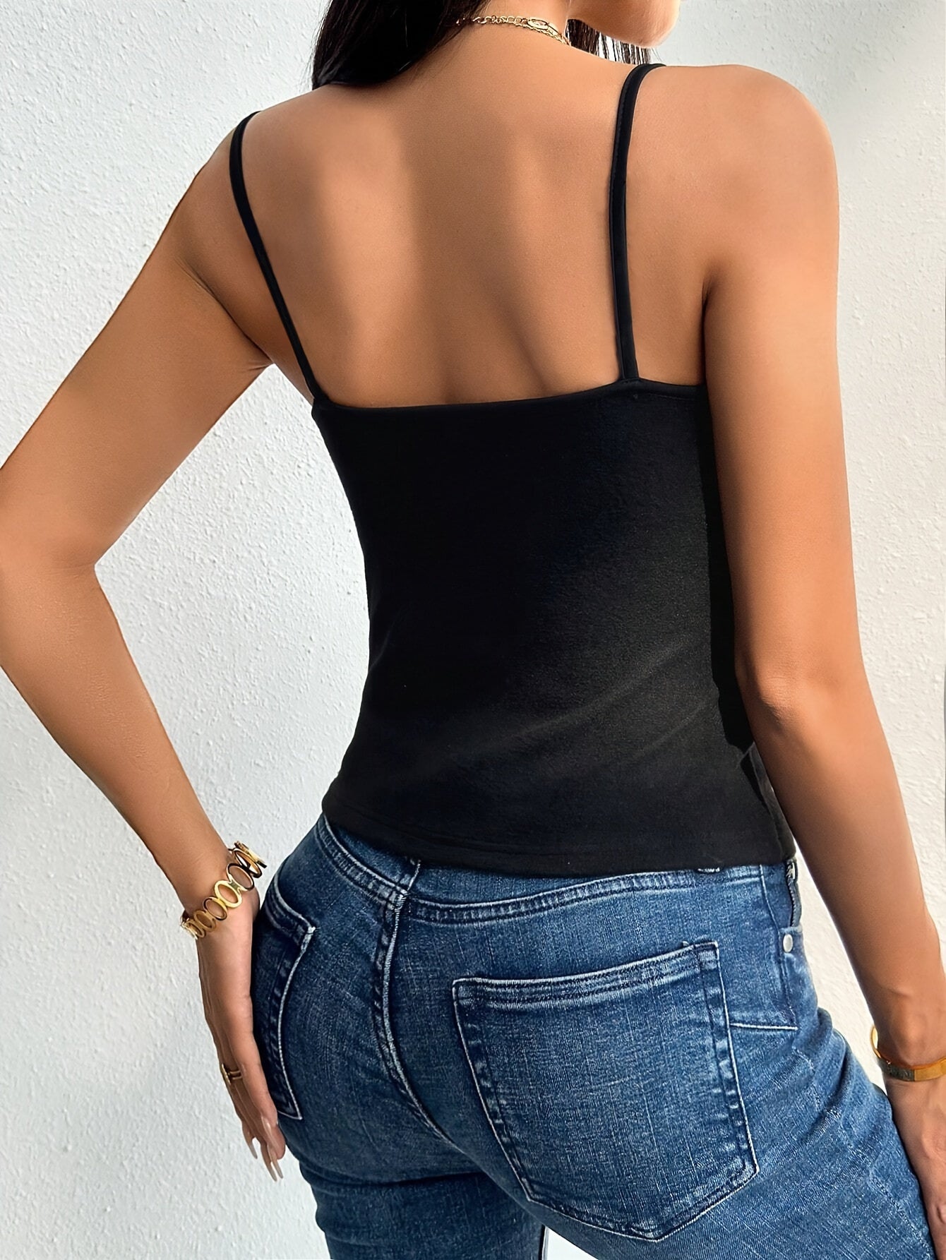 Կանացի աշնանային և ձմեռային նորաձև բաճկոն՝ բրդյա աստառով, կարված է նեղ չափսի համար, տաք, հարմար է շերտավոր կամ առանձին կրելու համար, ոճային և բազմակողմանի