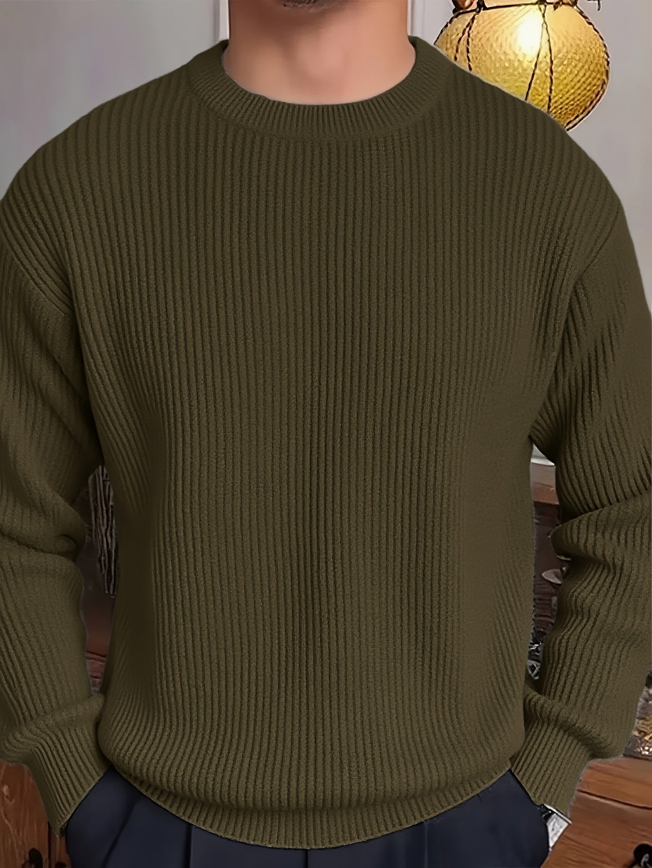 Տղամարդկանց պարզ, նորաձև միագույն երկար թևքով սվիտեր՝ հարմար աշնանային և ձմեռային սեզոնի համար, բազմակողմանի տրիկոտաժե վերնաշապիկ