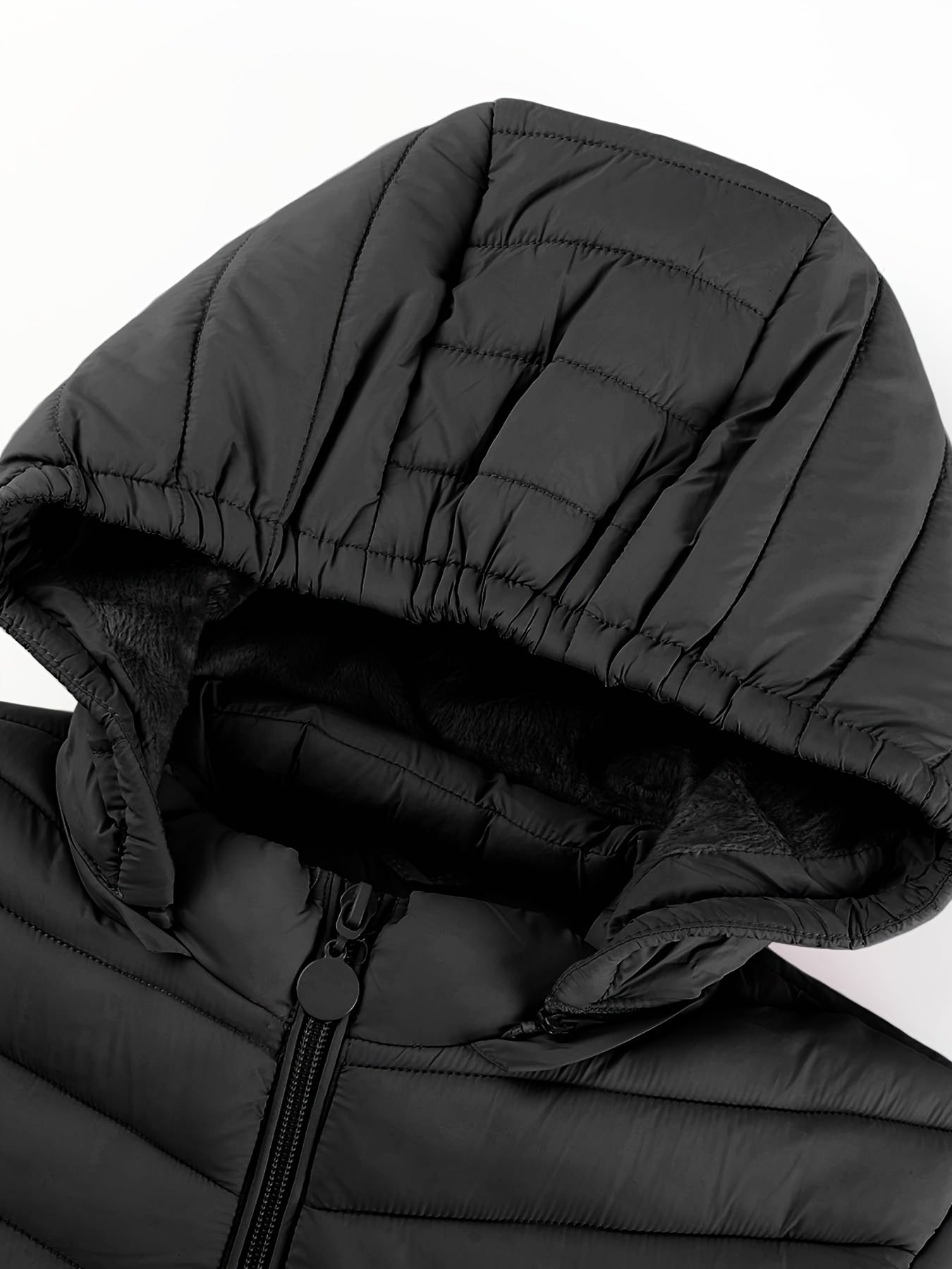 Կանացի թեթև, սև, գլխարկով ձմեռային բաճկոն՝ գրպաններով - Էլեգանտ երկար թևքերով վերնազգեստ, նեյլոնե նյութ, կայծակաճարմանդով դիզայն, իդեալական է առօրյա կամ ճանապարհորդության համար, ձմեռային վերարկուներ