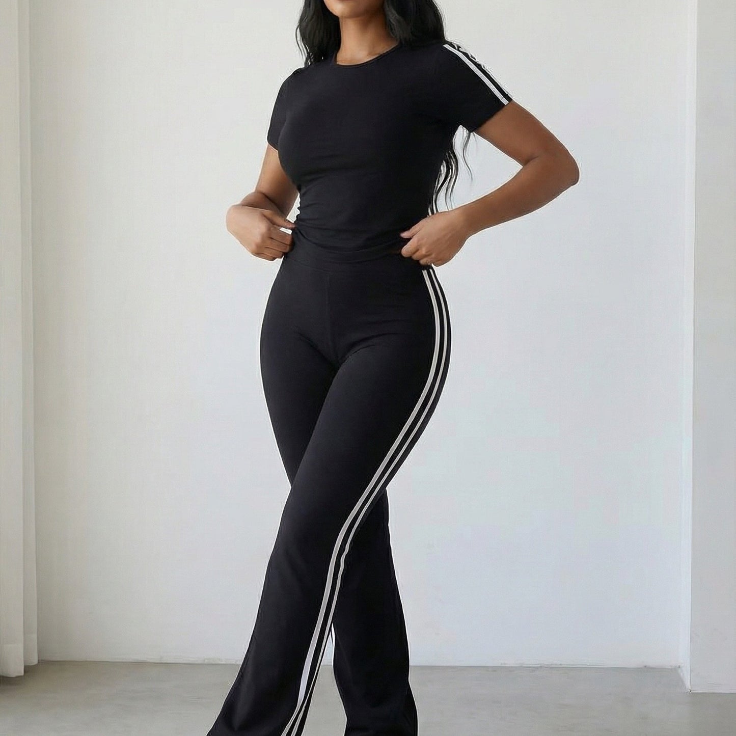 Sla Yue Lingshan Spring/Summer Solid Color Striped 2pcs Set, Women's Short Sleeve Flared Pants Suit, Slim Fit Swear, Casual Loungewear, High-Waist Slightly Flared Long Pants