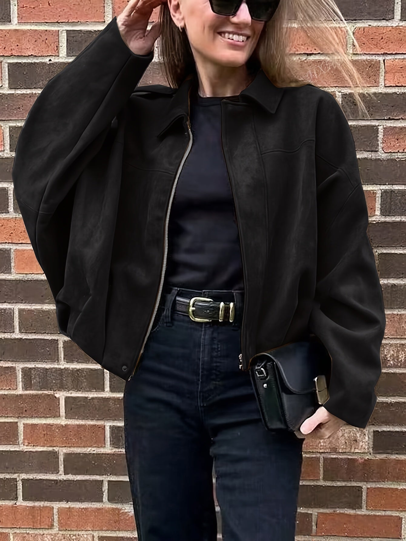 Կանացի վինտաժային բոմբեր բաճկոն - ազատ չափի երկար թևքով, կայծակաճարմանդով և իջեցված ուսերով, շագանակագույն առօրյա վերնազգեստ աշուն/ձմեռ համար, չձգվող գործվածք, իդեալական է առօրյա հագուստի համար, աշուն-ձմեռ բաճկոն | Վինտաժային բոմբեր ոճ | Zipp