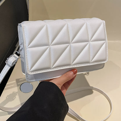 Սև մինիմալիստական ​​​​քառակուսի մինի ուսապարկ, բոլորին համապատասխանող արգայլ նախշերով, փեղկավոր, խաչաձև պայուսակ