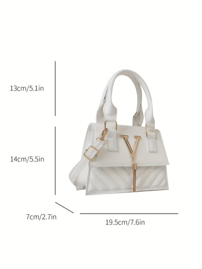 Նորաձև շղթայական պայուսակներ կանանց համար, գարուն-ամառ 2024 թվականի նոր հավաքածու, բարձրակարգ ռելիեֆային դիզայնով, հարմար է ուսերին, ձեռքին և խաչաձև կրելու համար, ոճային ծոպավոր կախազարդերով։