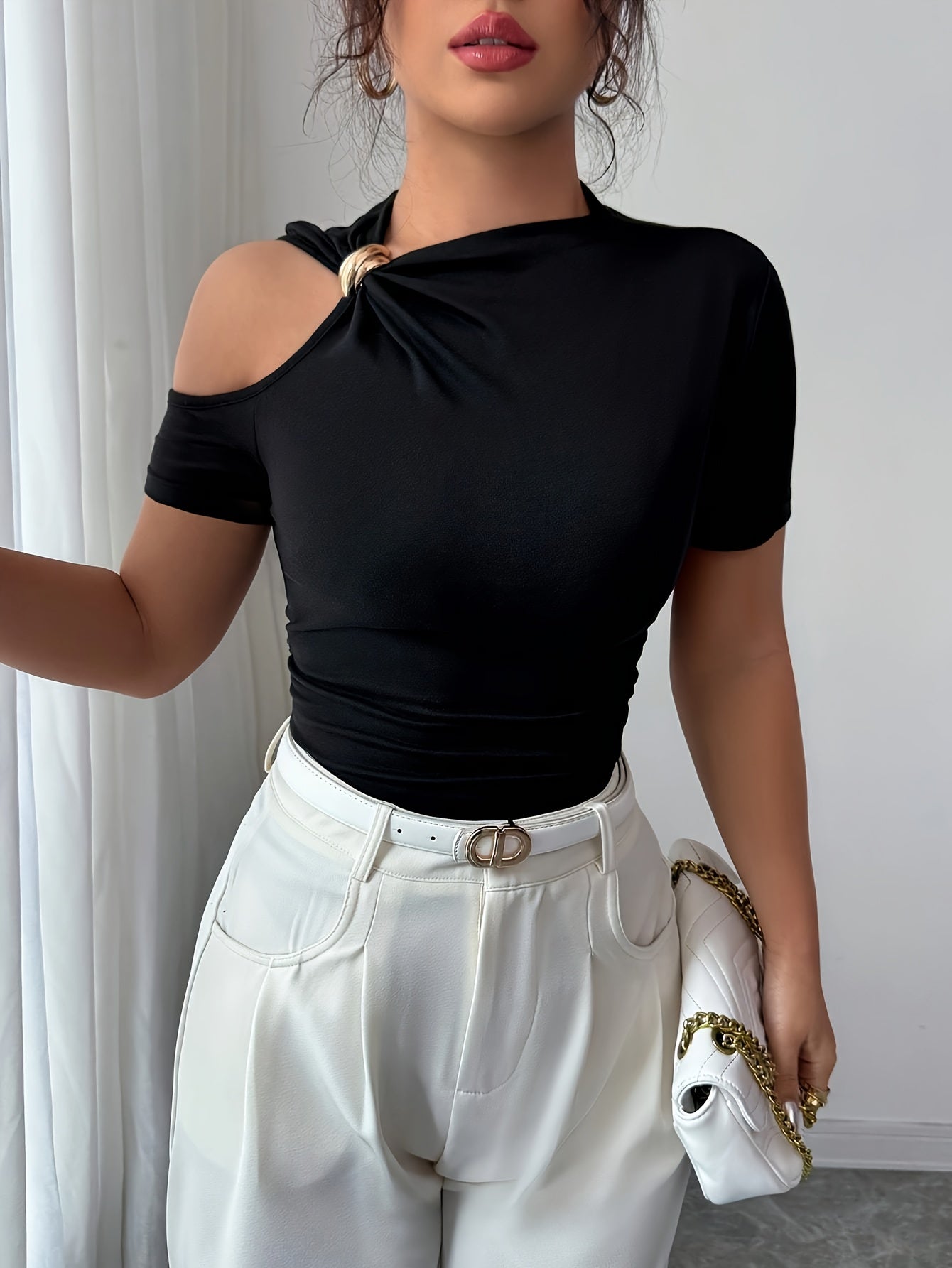 Elegant Women’s Short-Sleeve T-Shirt with Metal Buckle Collar - ayq