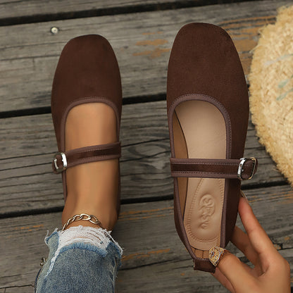 Women’s Retro Velvet Mary Jane Flats with Buckle Closure