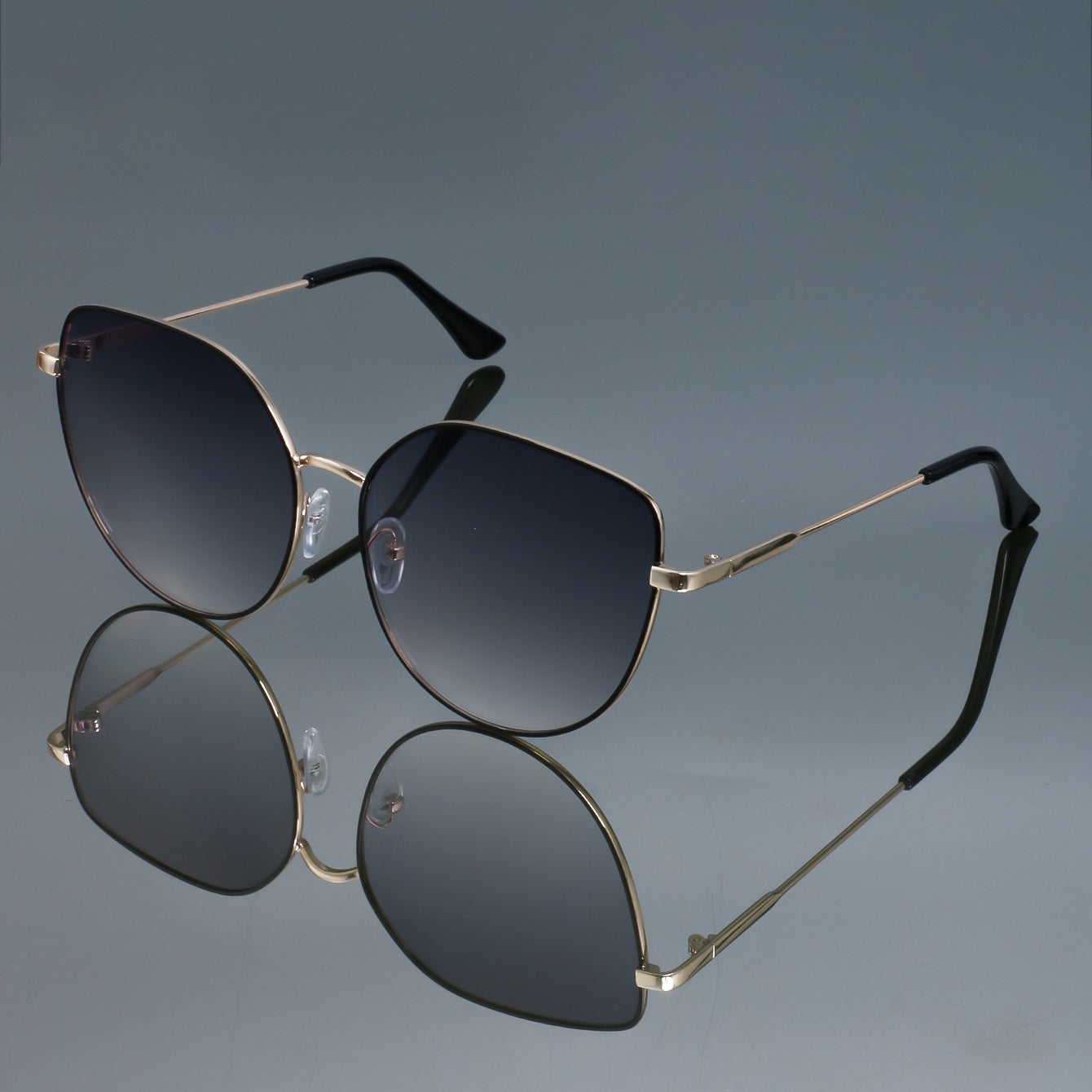 Unisex Retro Oval Polycarbonate Frame Lightweight Decorative Glasses