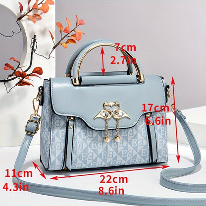 Կանացի պայուսակների հավաքածու՝ երեք հատից բաղկացած. տպագիր ուսի պայուսակներ, ոճային ձեռքի պայուսակներ և բազմակողմանի ուսապարկեր՝ մարմնին կպցնելու համար