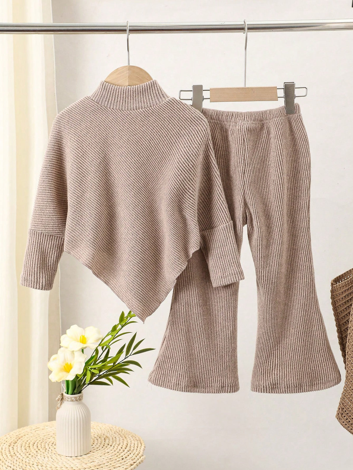 Girls' Fall/Winter Ribbed Pullover & Flared Pants Set - ayq