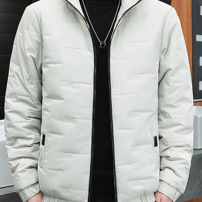 Տղամարդու ձմեռային քամուց պաշտպանող բաճկոն, հաստացված, մեկուսացված, քոլեջի ոճի, գլխարկով վերարկու՝ կայծակաճարմանդով առջևի մասով, գրպաններով և լվացքի մեքենայով լվացվող - Միագույն՝ լեռնագնացության և բացօթյա գործունեության համար