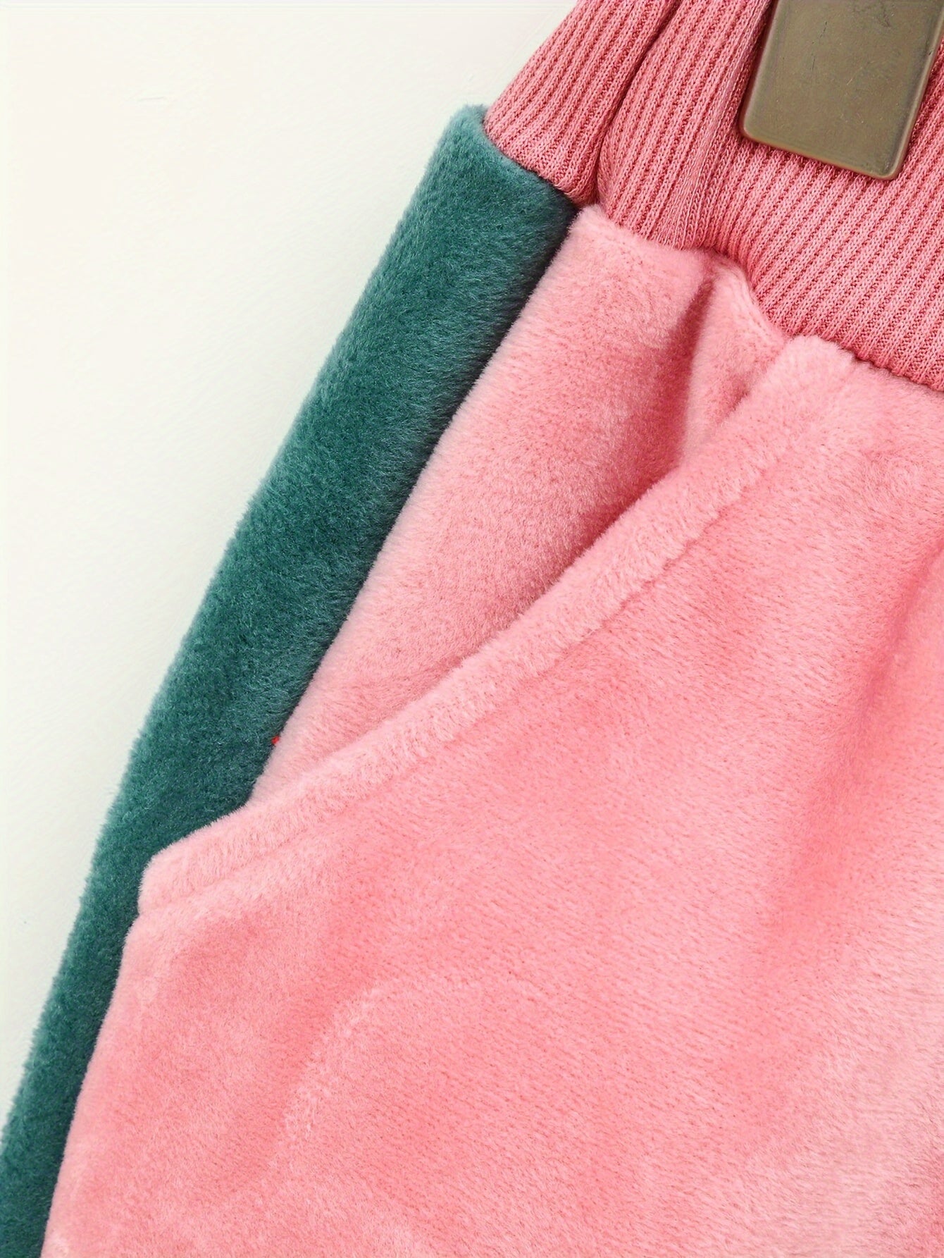 Girls' Thickened Fleece-Lined Hooded Zip-Up Jacket & Jogger Pants Set - Cozy Two-Piece Outfit with "NUS" Letter Print, Long Sleeves, and Drawstring Waist, for Outdoor, And Casual Wear, Winter Clothing, Playful Design, Soft Fa