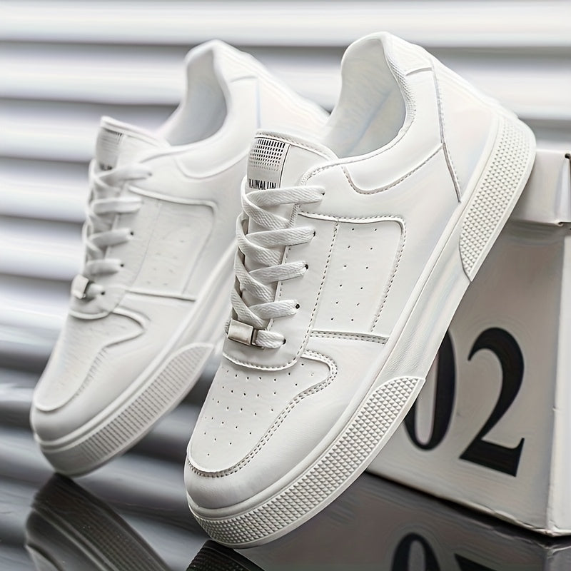 A Pair of Breathable Skate Shoes - Stylish White Low-Top Casual Sneakers with a Durable PU Upper And PVC Sole, Featuring Comfortable Laces, Suitable for All Seasons - ayq