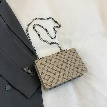 Կանացի ուսի պայուսակ, մեծ տարողությամբ ձեռքի պայուսակ, խաչաձև պայուսակով, շղթայով, միջին տարիքի կանանց համար