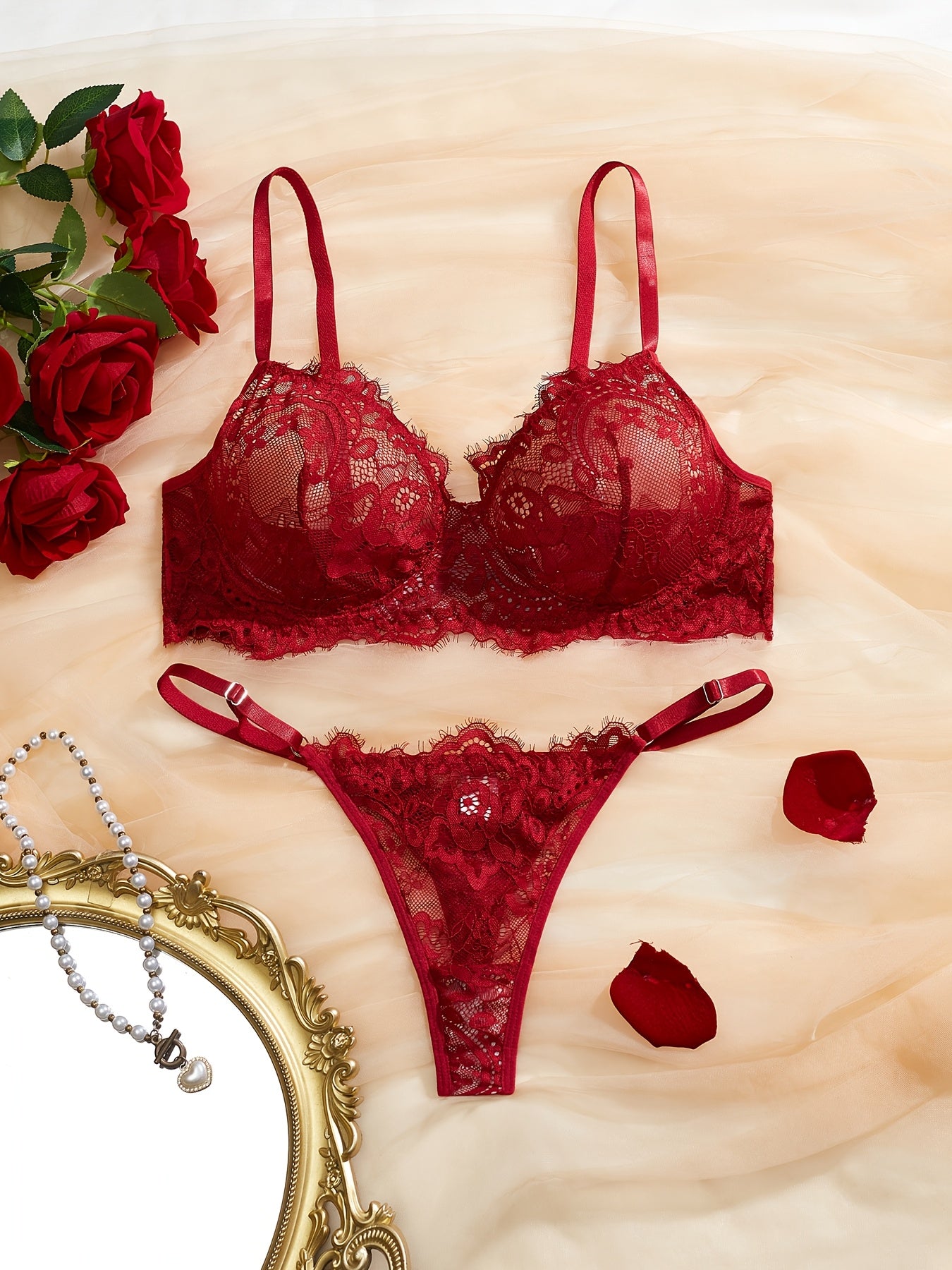 Women's Sexy Solid Lace Underwire Lingerie Set