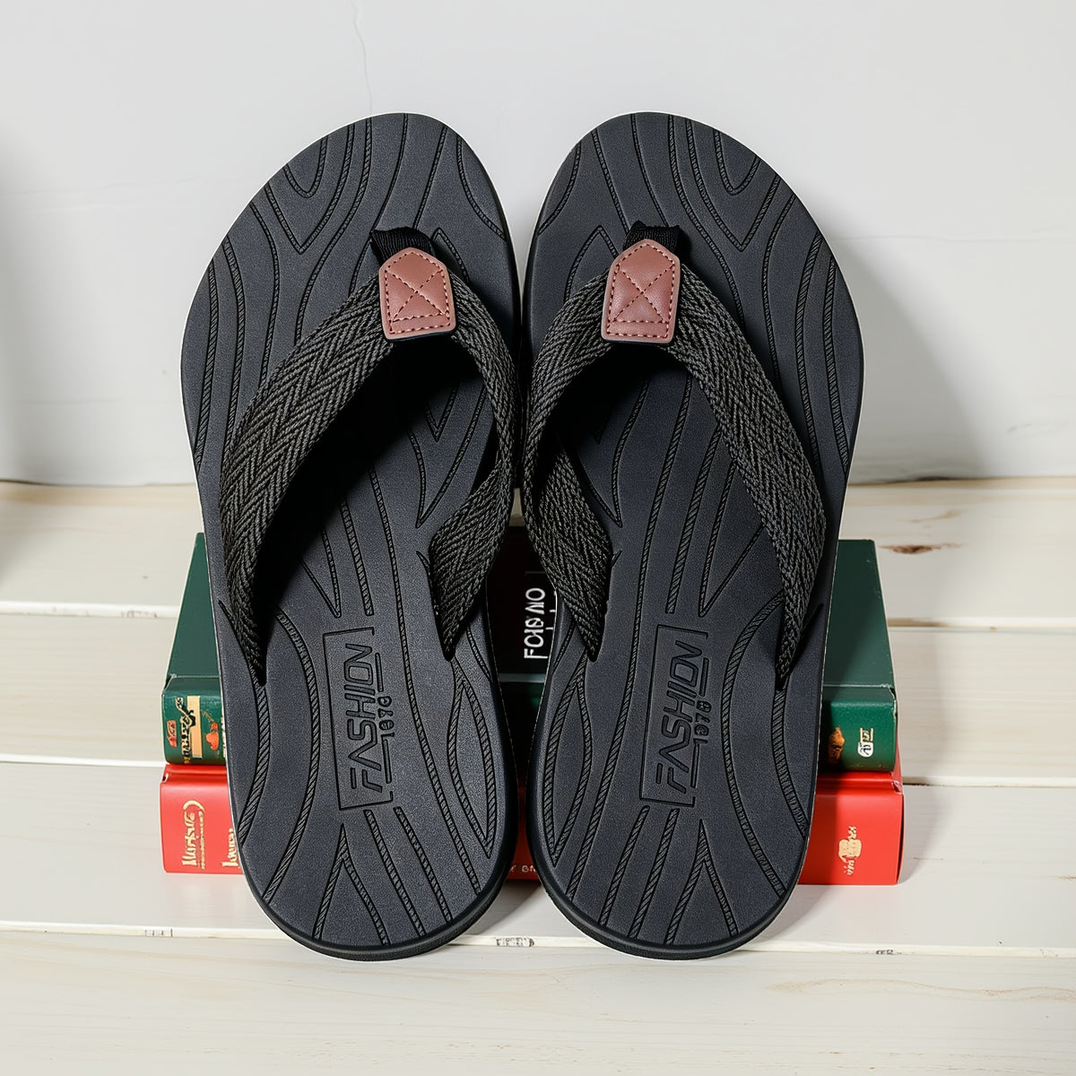Men's Vintage Slip-On Casual Slippers with Cushioned EVA Sole