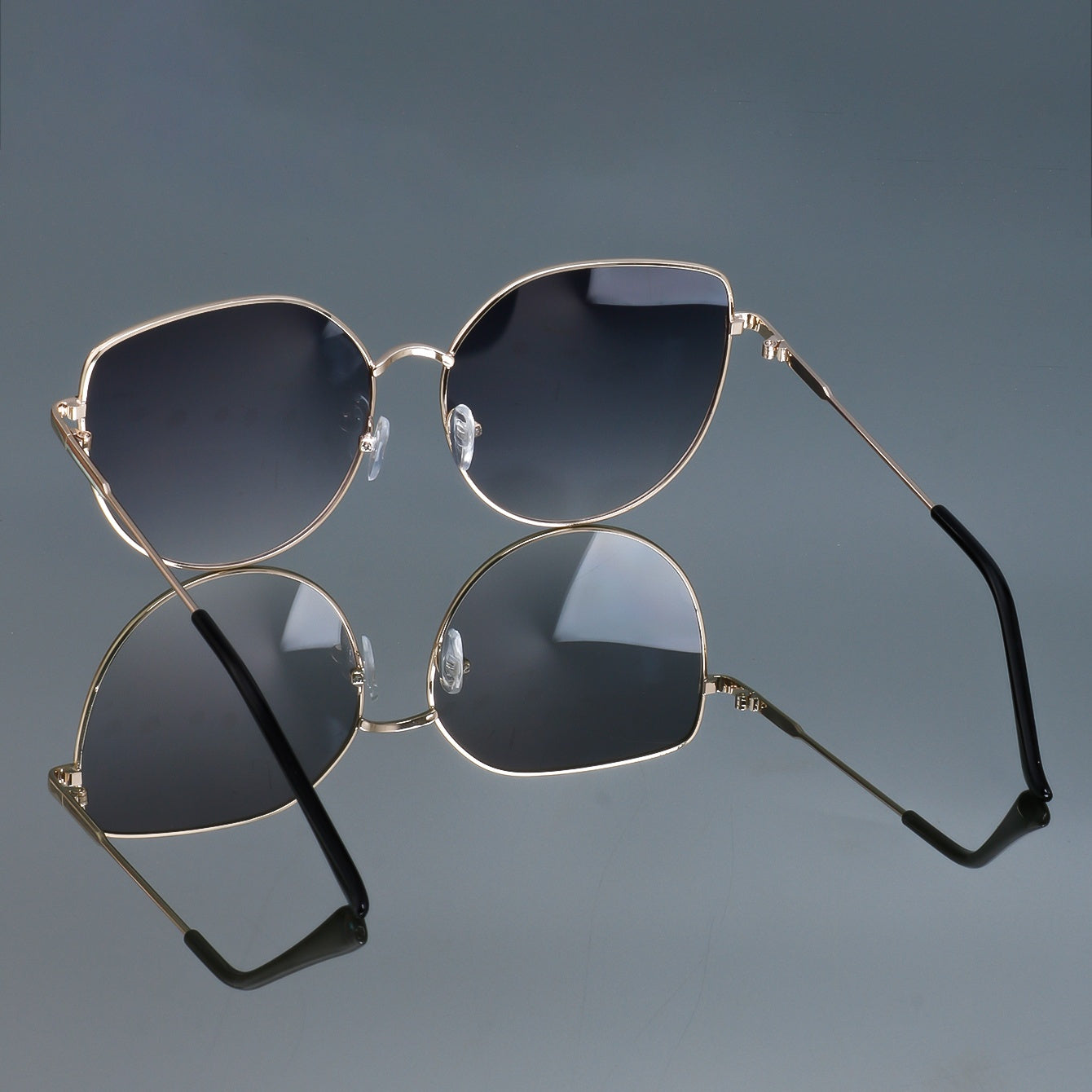 Unisex Retro Oval Polycarbonate Frame Lightweight Decorative Glasses