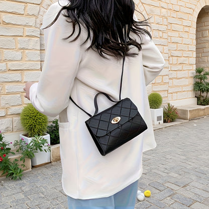 Կանացի ոճային, խաչաձև պայուսակ՝ նրբագեղ, միագույն ուսի պայուսակ՝ պտտվող փակման դիզայնով, կարգավորվող ժապավենով՝ ոսկեգույն զարդարանքներով, հասանելի է նախշերով և գալիս է սև, կարմիր, վարդագույն, շագանակագույն գույներով։