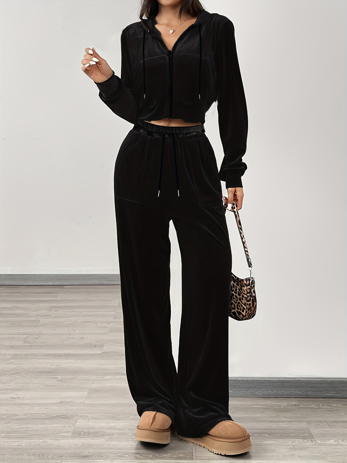 Women’s Elegant Velvet Crop Top & Wide-Leg Pants Set for Spring/Fall