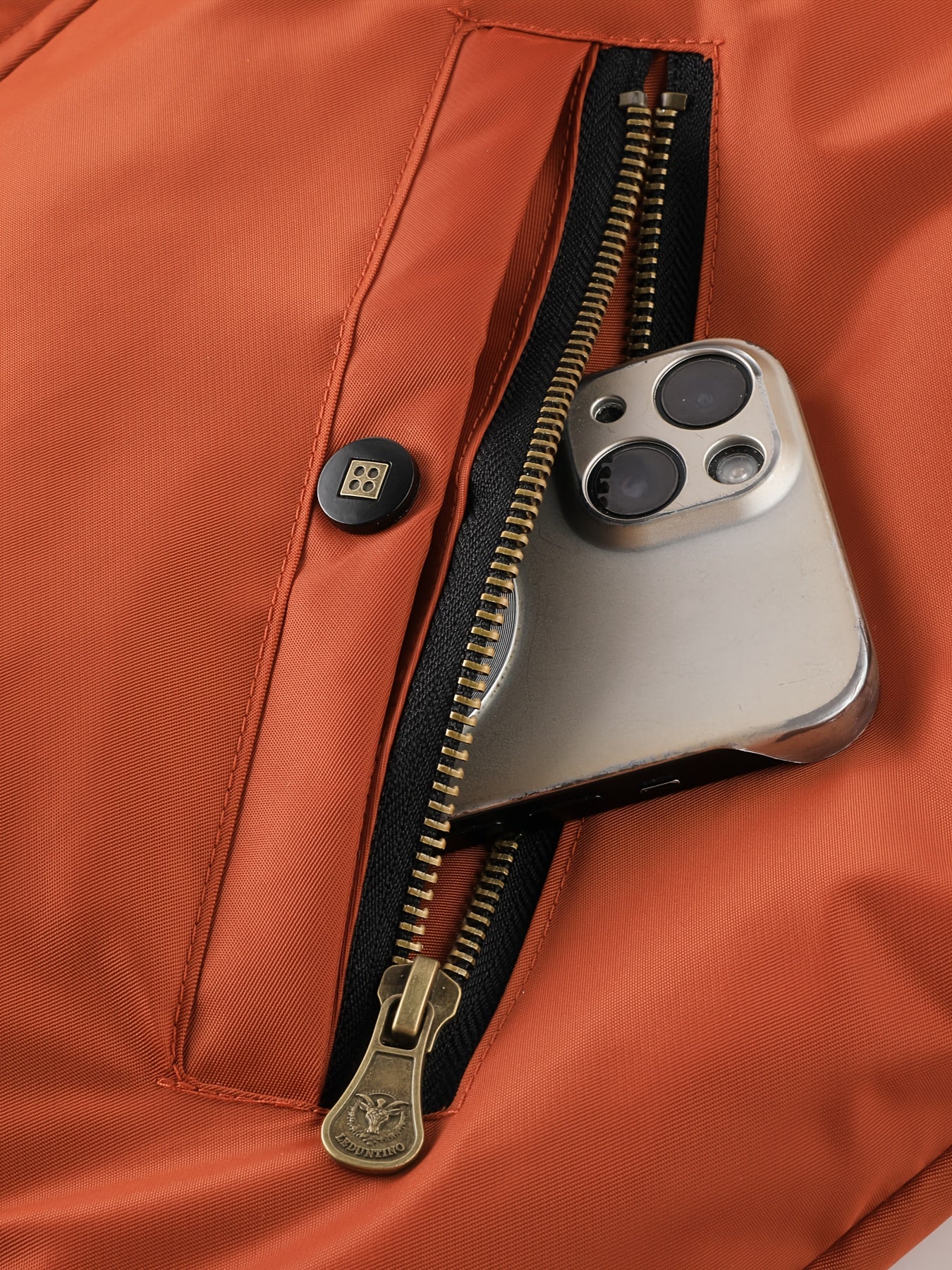 Տղամարդու ձմեռային վերարկու - նոր տաք, գլխարկով բաճկոն՝ ոսկեգույն նախշերով, ազատ չափսի, ցուրտ եղանակի համար նախատեսված ամենօրյա վերնազգեստ, լվացքի մեքենայով լվացվող, հաստ, հարմարավետ փափուկ աստառով