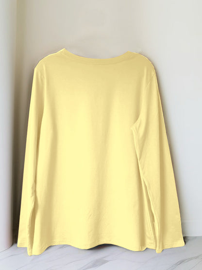 Women'S Christmas Long Sleeve T-Shirt - Santa Claus & Holiday Graphic Tee, Machine Washable Everyday & Party Outfit for Christmas, New Year'S Eve - Non-See-Through Casual Top, Christmas Shirts, Festive Attire, Round Neckline