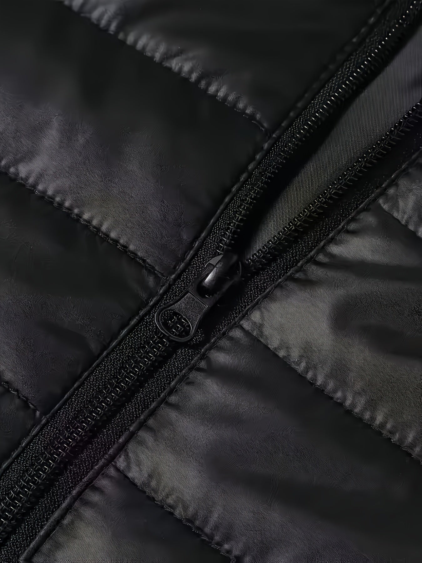 New Men'S Hooded Jacket, Thick And Warm Outerwear, Suitable for Outdoor Sports, Climbing, And Casual Wear in Winter. Features a Ribbed Design, Full Zipper Closure, And a Easy Yet Stylish Look - ayq