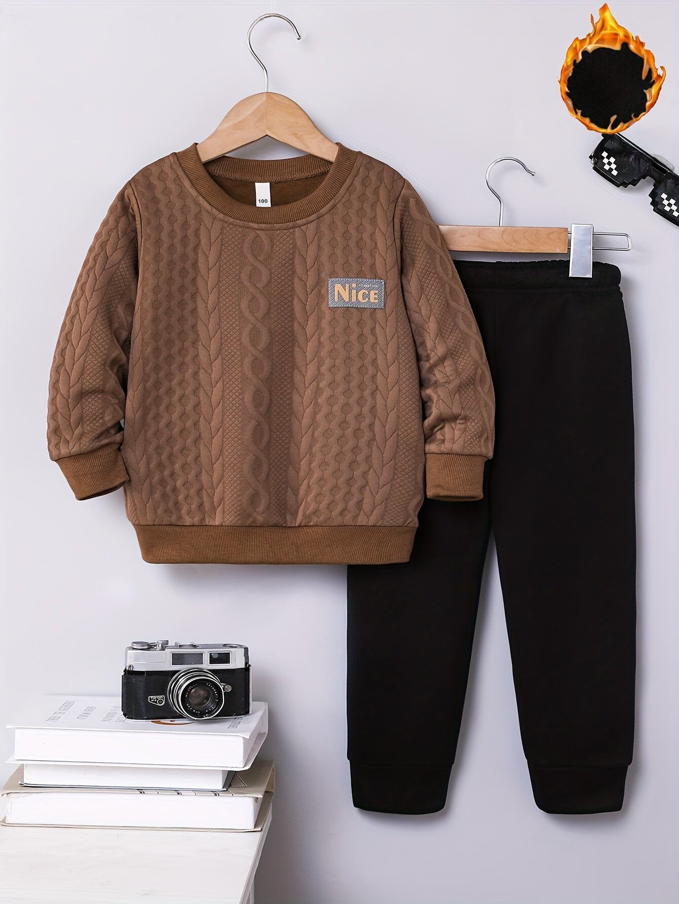 2pcs ' Sweatsuit Set - Oversized Sweater & Jogger Pants with Elastic Waist, 100% Polyester Winter Warm Brown/Beige & Black Casual Outfit, Durable Clothes, Playdates, Casual Attire (Easy-Care Hand Wash) - Ideal Gift, Perfect f