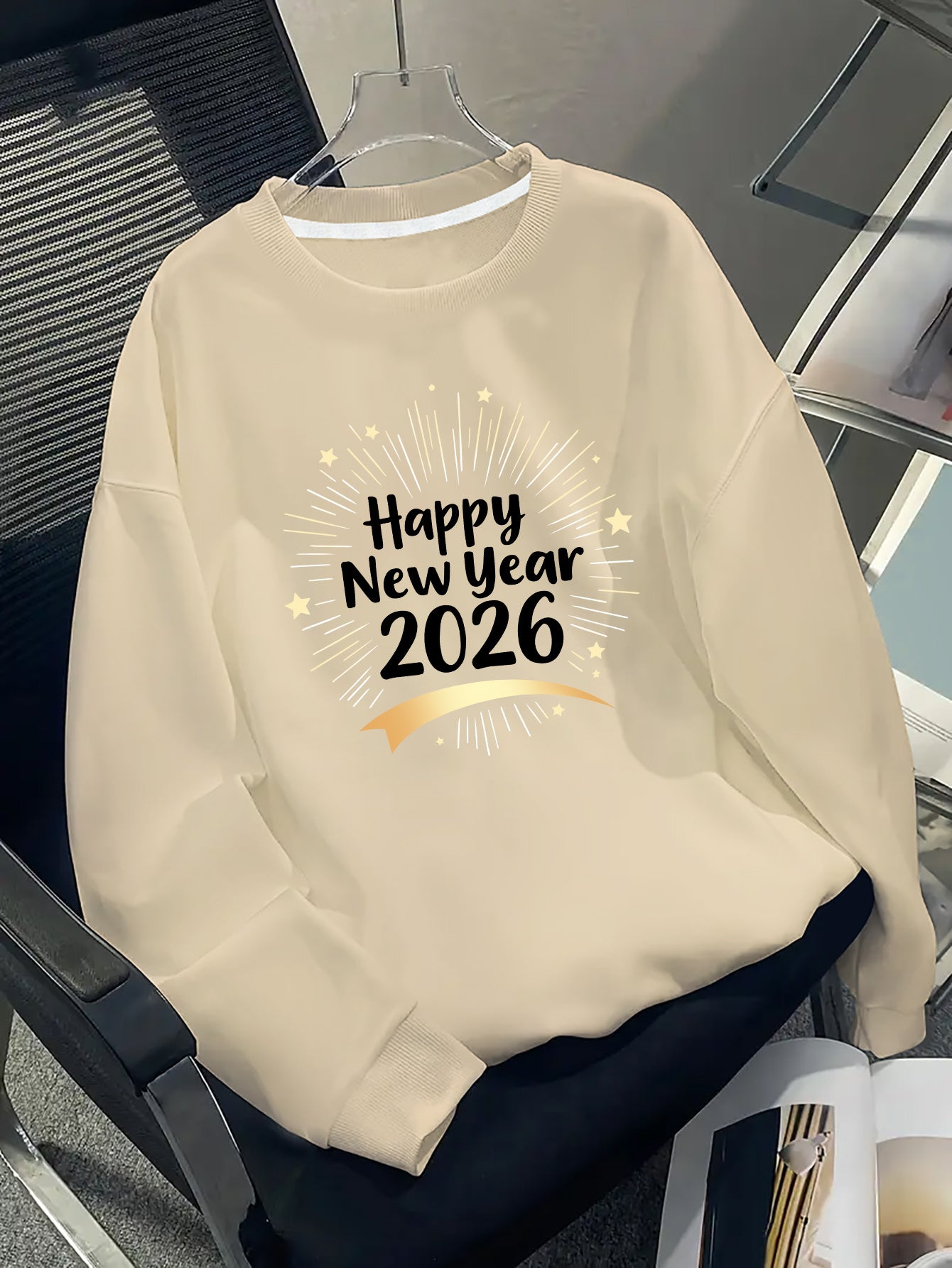 Men's Happy New Year 2026 Print Round Neck Sweater - Casual Long Sleeve Pullover with Chinese/English Lettering, Machine Washable Winter Sweaters for Parties, Daily Wear & New Year Gifts (Happy 2026 Design)