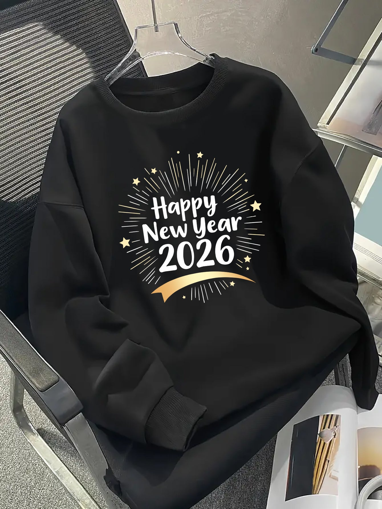 Men's Happy New Year 2026 Print Round Neck Sweater - Casual Long Sleeve Pullover with Chinese/English Lettering, Machine Washable Winter Sweaters for Parties, Daily Wear & New Year Gifts (Happy 2026 Design)