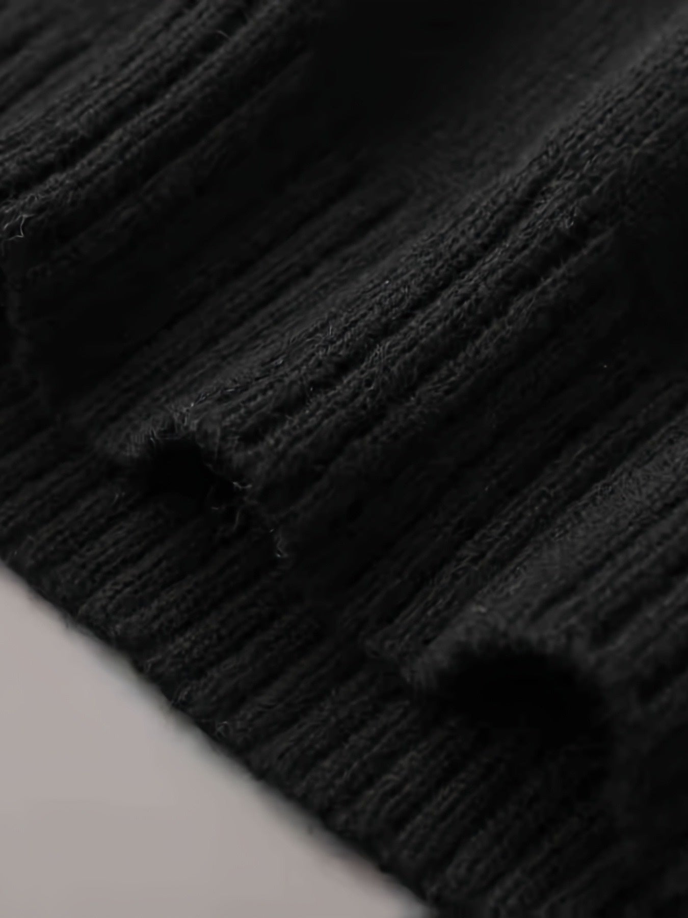 Men's Brown & Striped Sweater - Soft Round Neck Cable-Knit Winter Sweater with White Piping, Machine Washable Casual Pullover for Fall & Winter, Brown/Beige Horizontal Stripes, Ribbed Cuffs & Hem, Stylish Men's Sweater for Ev