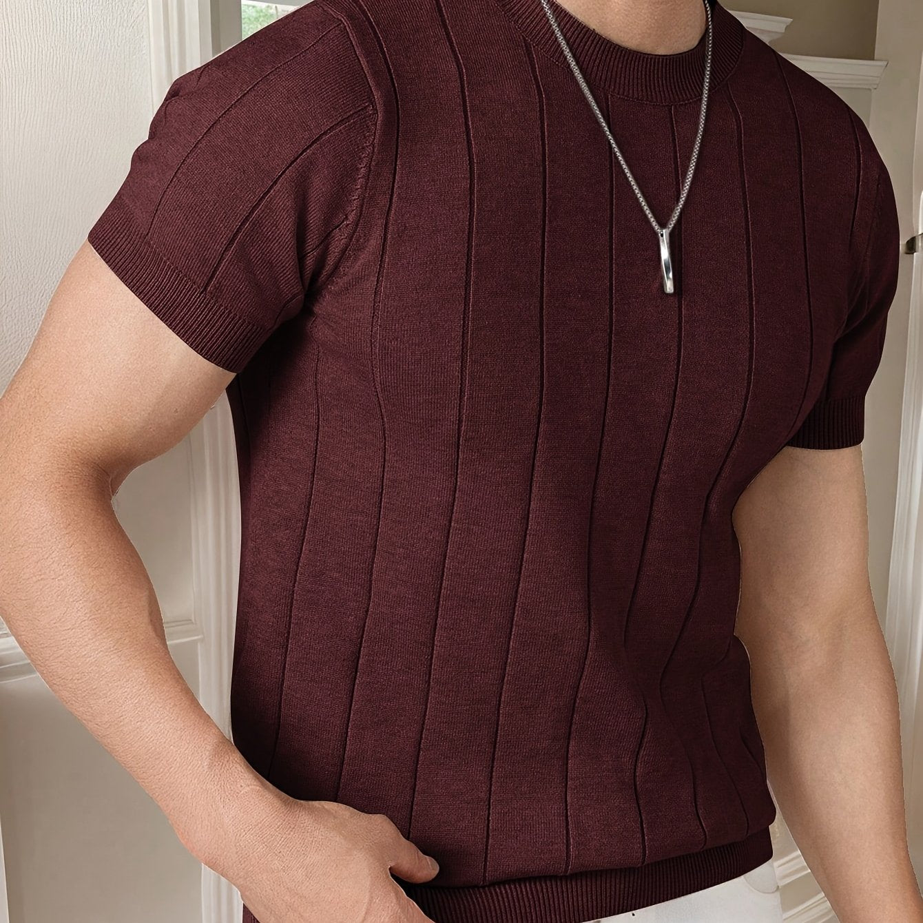 New Summer Short-Sleeve Knitted Men's Light Luxury Crew Neck Slim Fit Business Cool Y T-Shirt, Lightweight, Breathable, Versatile, Stretchy, Slim Fit Top for Men - ayq