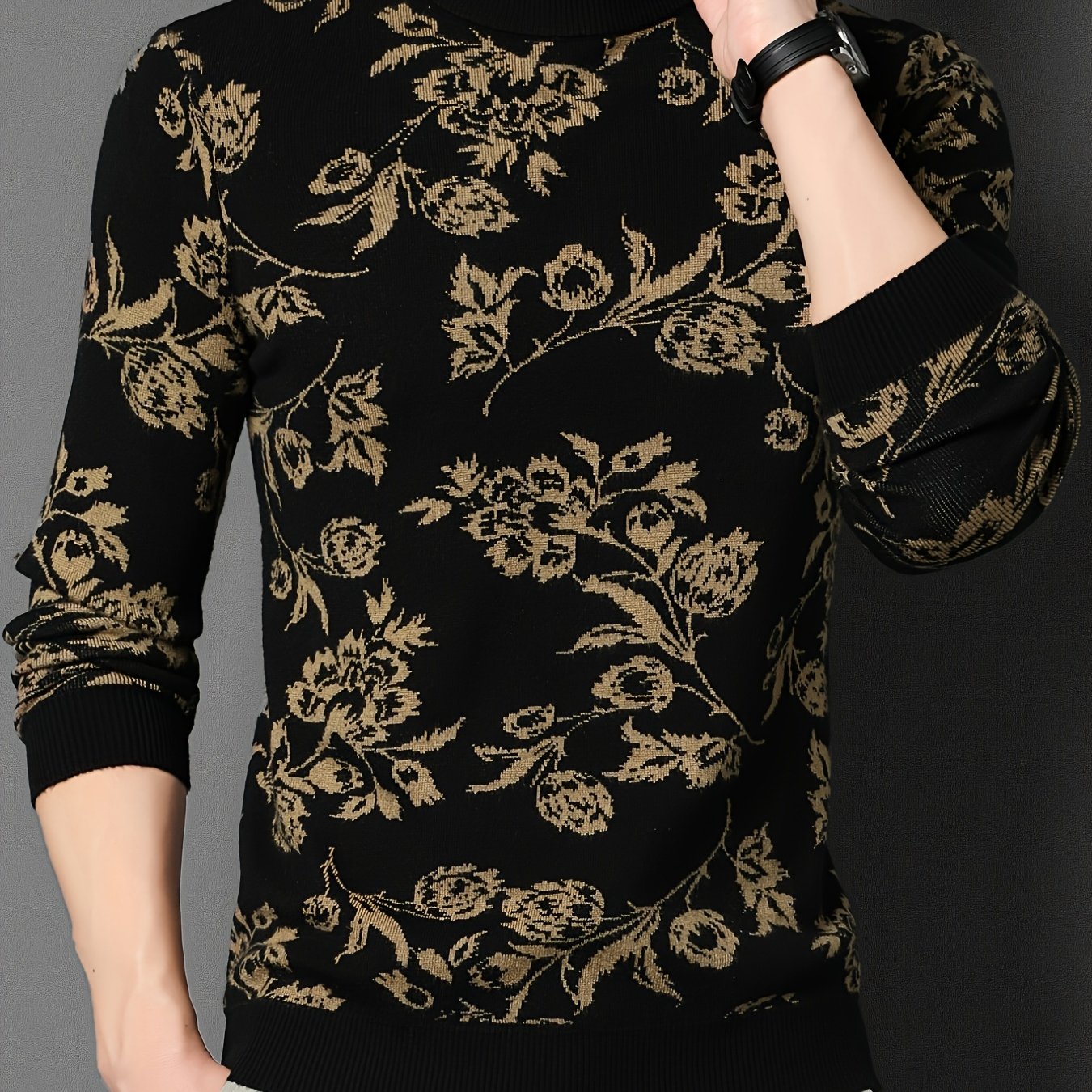 Նոր աշնանային և ձմեռային հավաքածուն ներառում է տղամարդկանց երկարաթև տրիկոտաժե սվիտեր՝ ծաղկային նախշերով, ձևավորված ակոսավոր դետալներով: Այս առօրյա և ոճային սվիտերը կատարյալ է աշնանային և ձմեռային սեզոններին ամենօրյա կրելու համար: