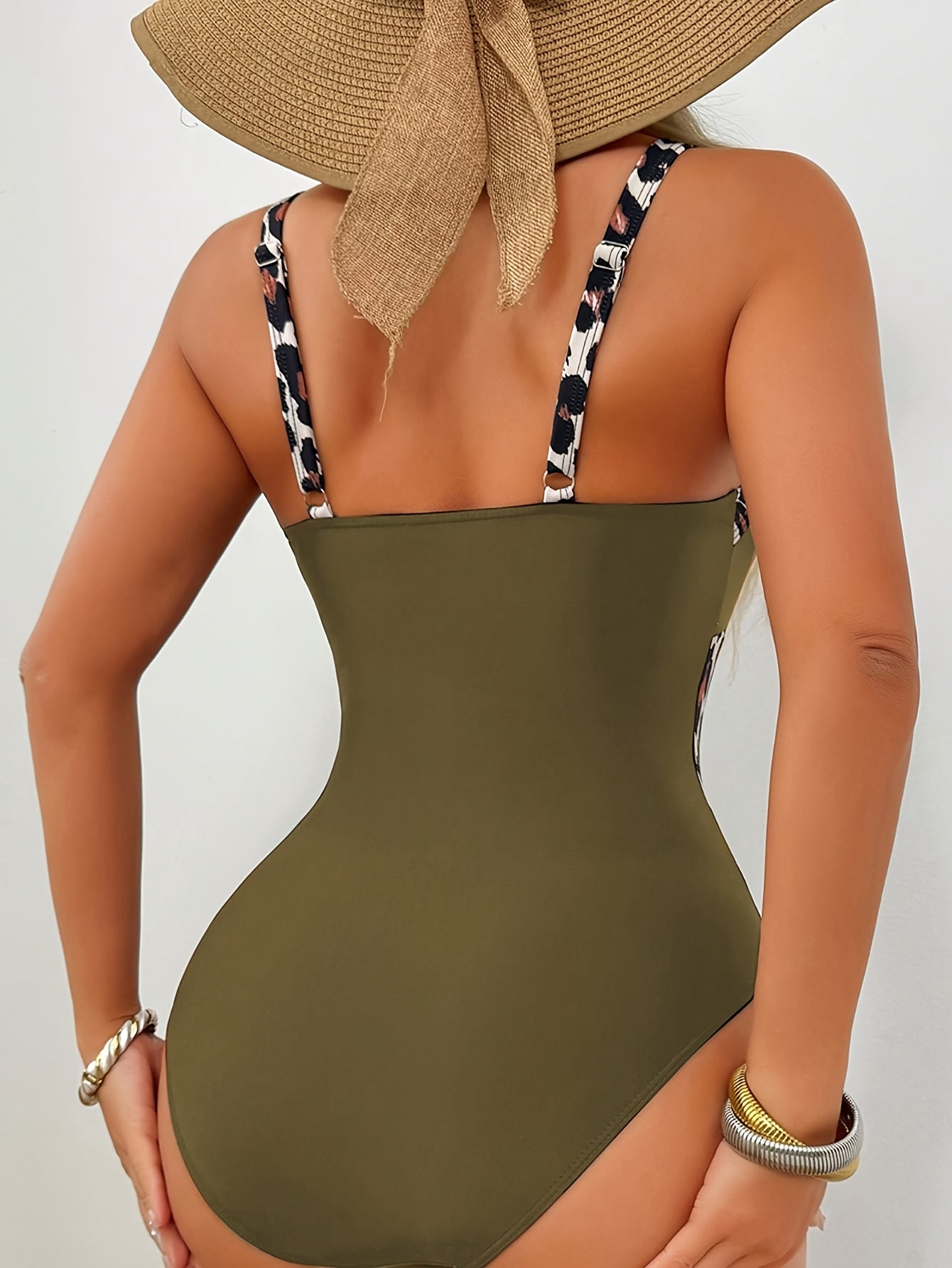 Elegant Strapless Leopard One-Piece Swimsuit for Women