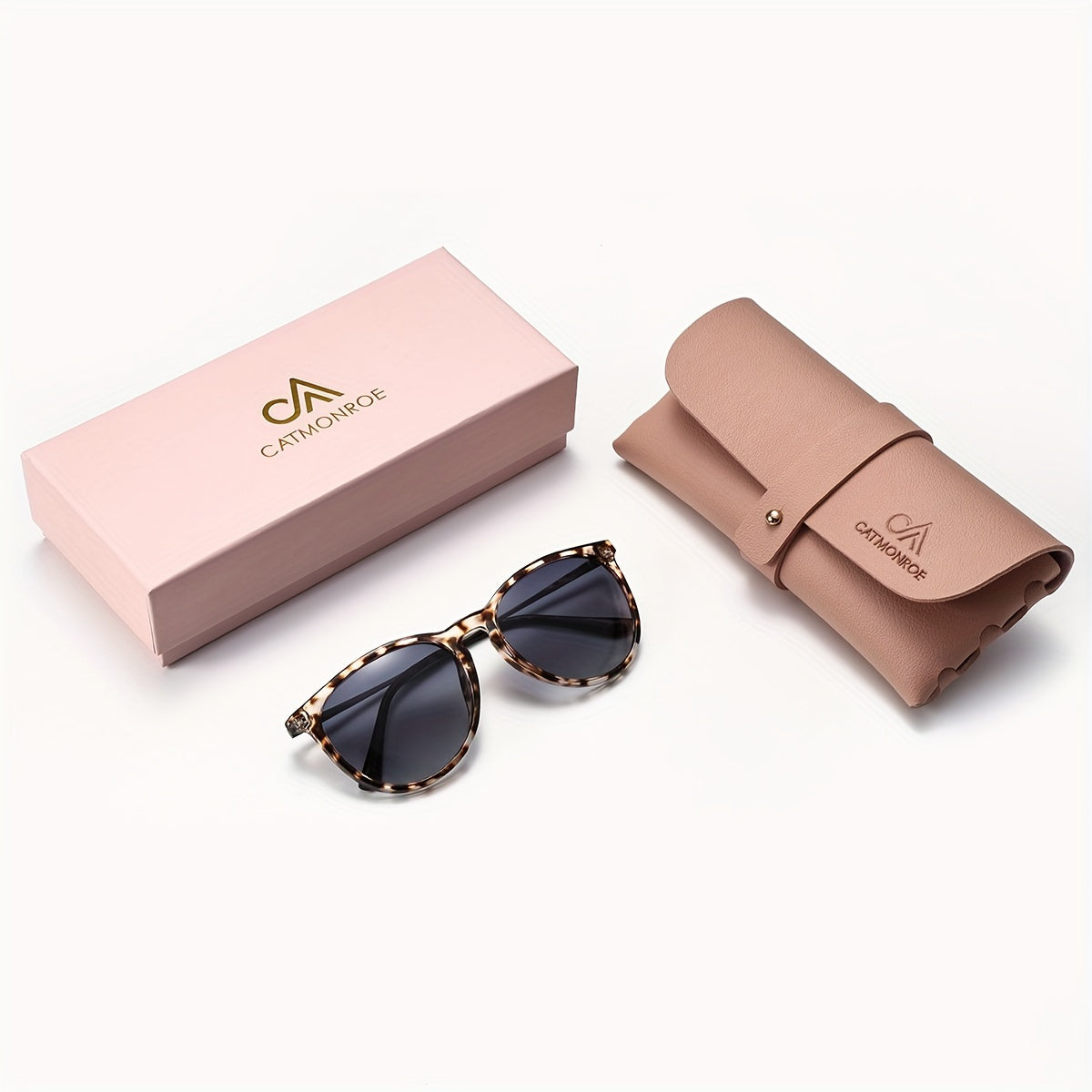 Women’s Oval Retro Leopard Print Lightweight Sunglasses