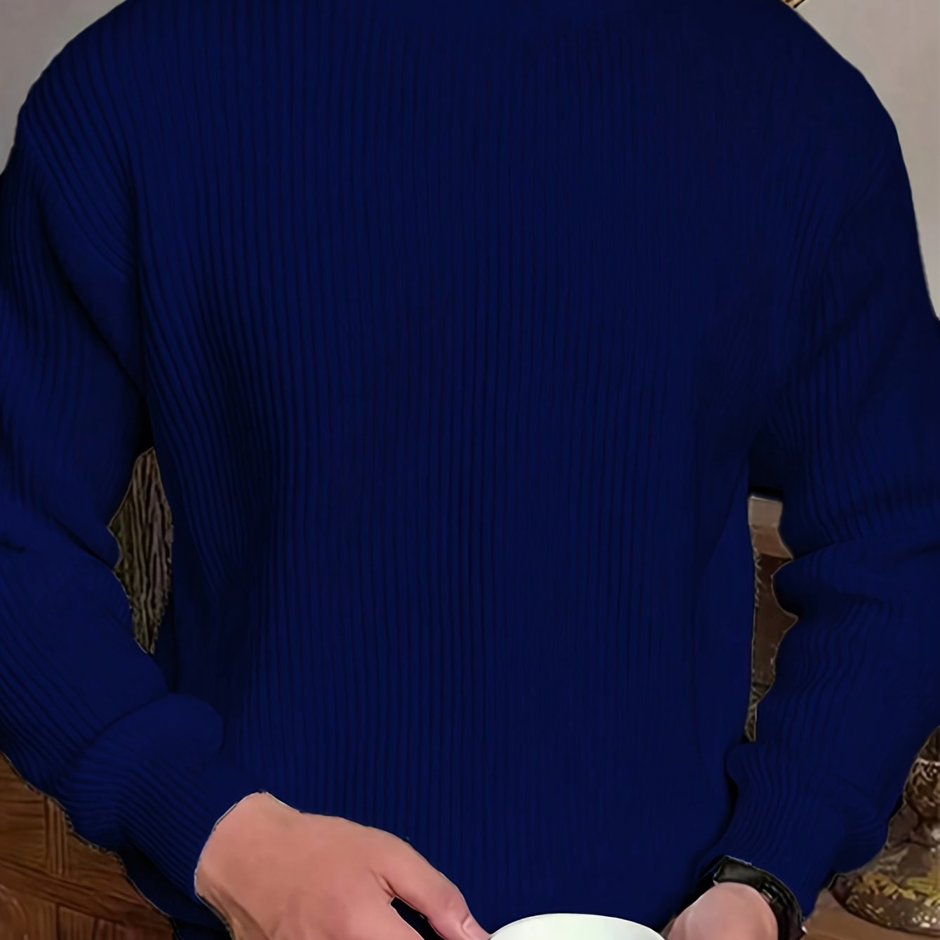 Տղամարդկանց պարզ, նորաձև միագույն երկար թևքով սվիտեր՝ հարմար աշնանային և ձմեռային սեզոնի համար, բազմակողմանի տրիկոտաժե վերնաշապիկ