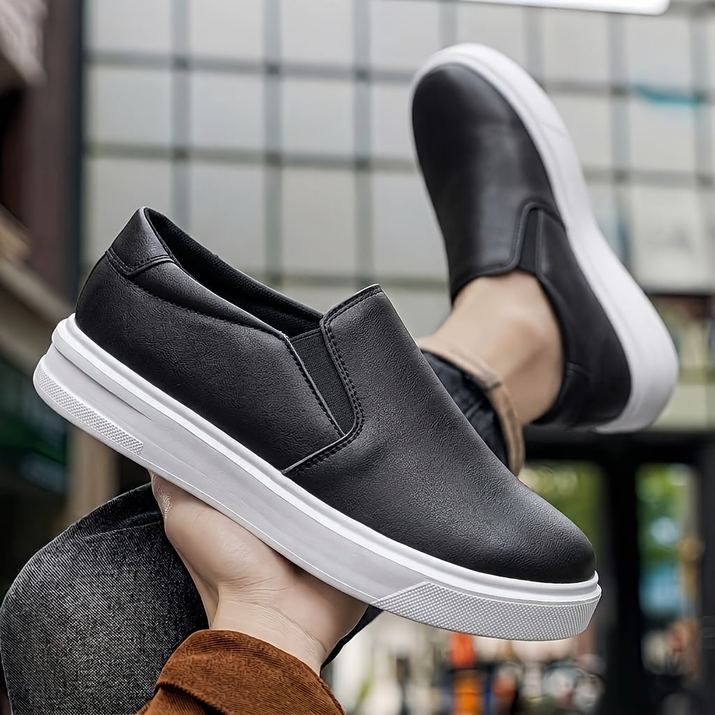 Plus Size Men's Athletic Shoes Thick Sole Mesh Upper Sneakers