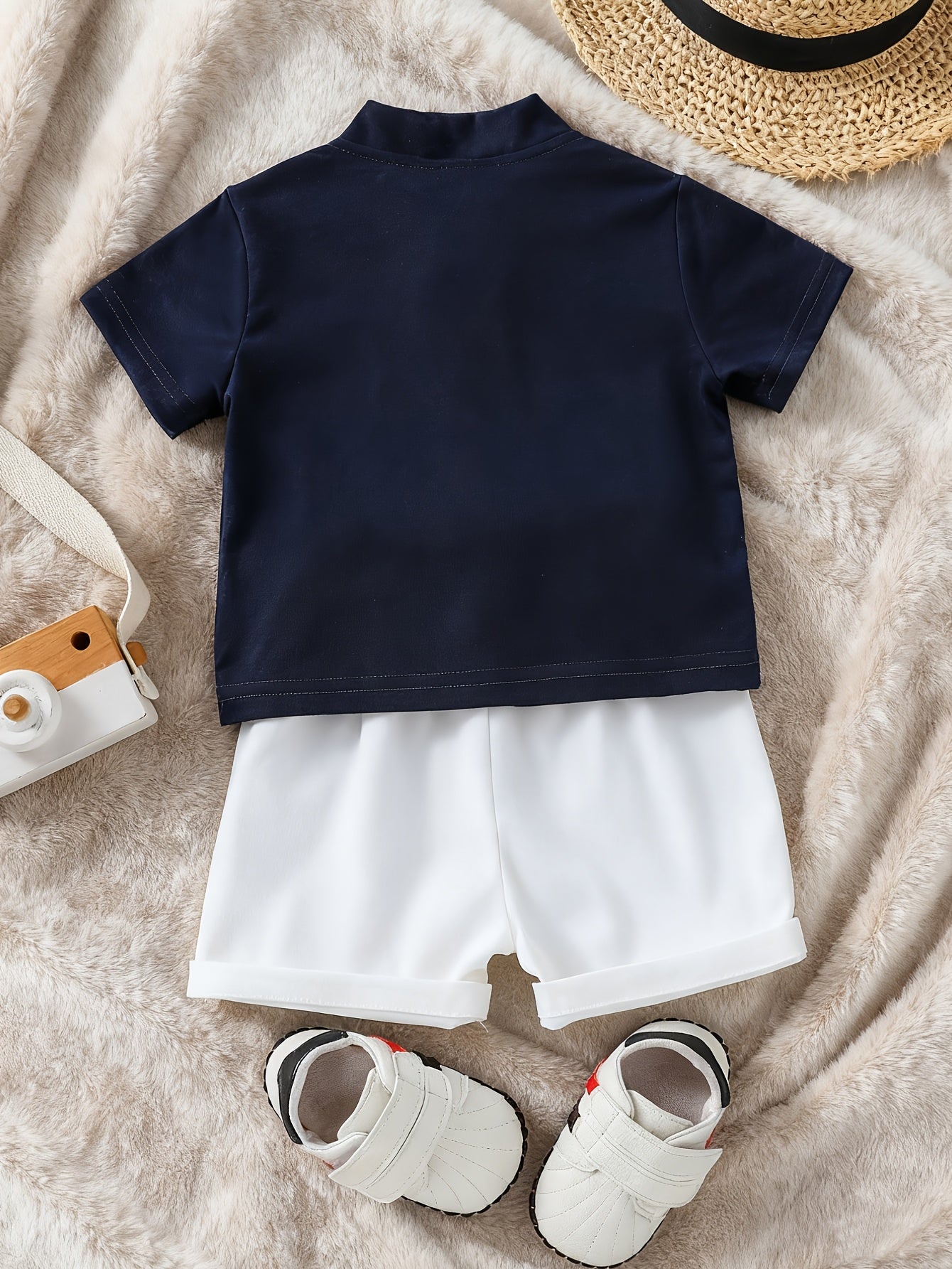 Boys' Summer Stand Collar T-Shirt & Contrast Shorts Set
