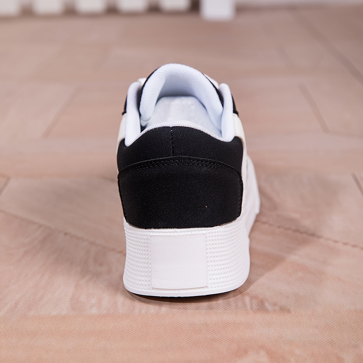 Preppy Style Women's Low Top Fashion Sneakers - Solid Color Casual Skate Shoes with Thick Sole, Breathable Streetwear, Non-Slip Lace-Up Sports Shoes with Fabric Interior & EVA Outsole