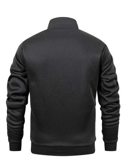 Տղամարդու միագույն բրդյա բաճկոն՝ կանգնած օձիքով, կայծակաճարմանդով, երկար թևքերով, սպորտային, առանց գլխարկի, մեծ կողային գրպաններով, հարմար է ամենօրյա կրելու, բացօթյա գործունեության, լեռնագնացության համար