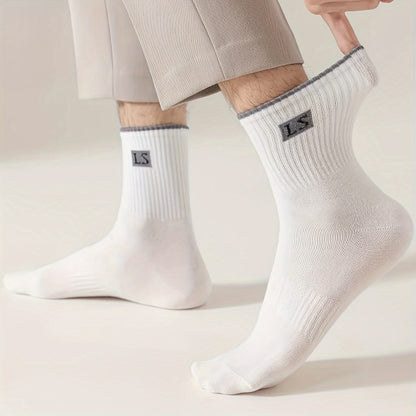 5/10 Pairs Of Men's Trendy Solid Crew Socks, Spring and Fall Breathable Comfy Casual Socks for Men's Outdoor Wearing All Seasons Wearing